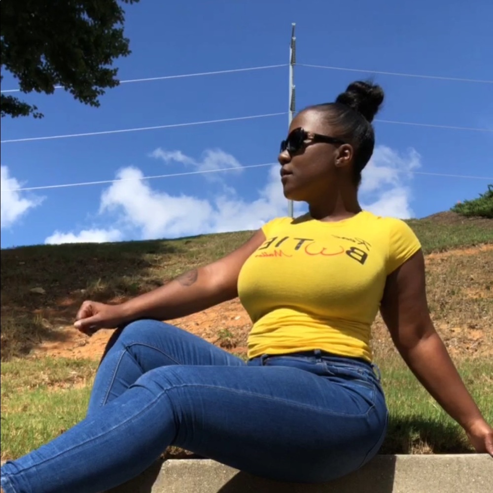 Meet your Posher, Natoya